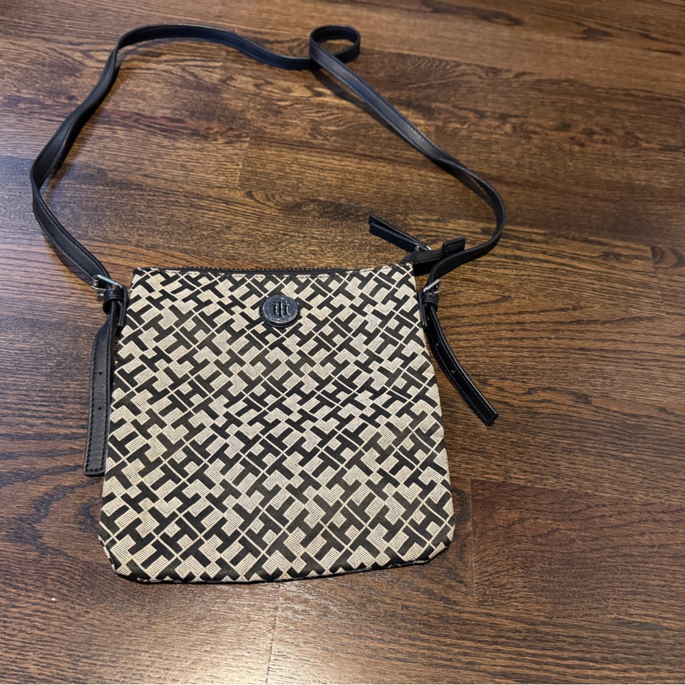 Tommy Hillfiger Purse